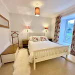 度假居 New Tower House - At 10 Pear Tree Court With Parking *