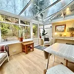 New Tower House - At 10 Pear Tree Court With Parking * 约克
